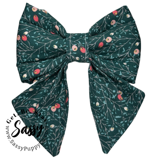 Winter Berry Fancy Phat-Tie