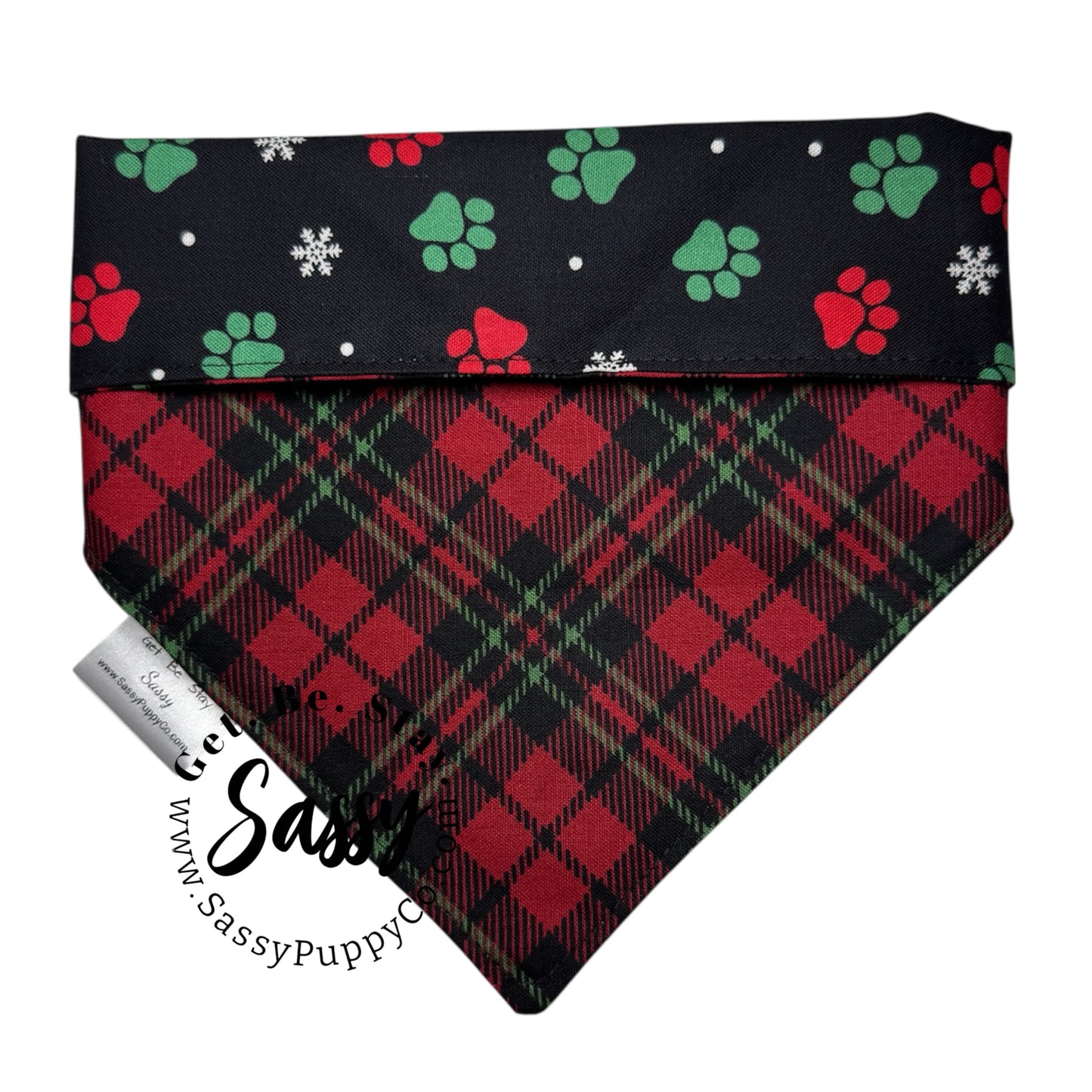 Holly Jolly Paws Reversible Snapdana™